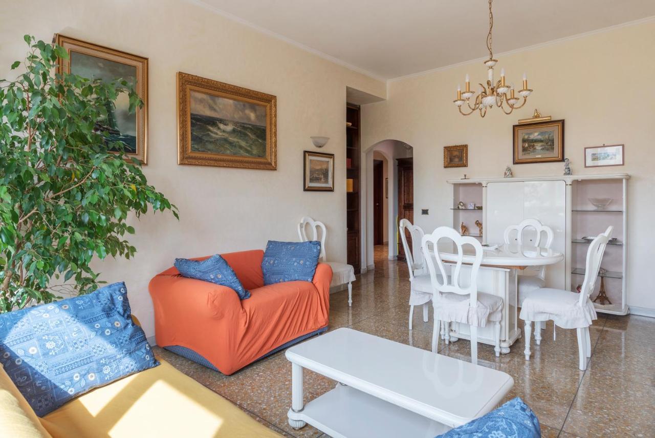 Monteverde Roomy Apartment Sun And Flowers Rome Exterior photo