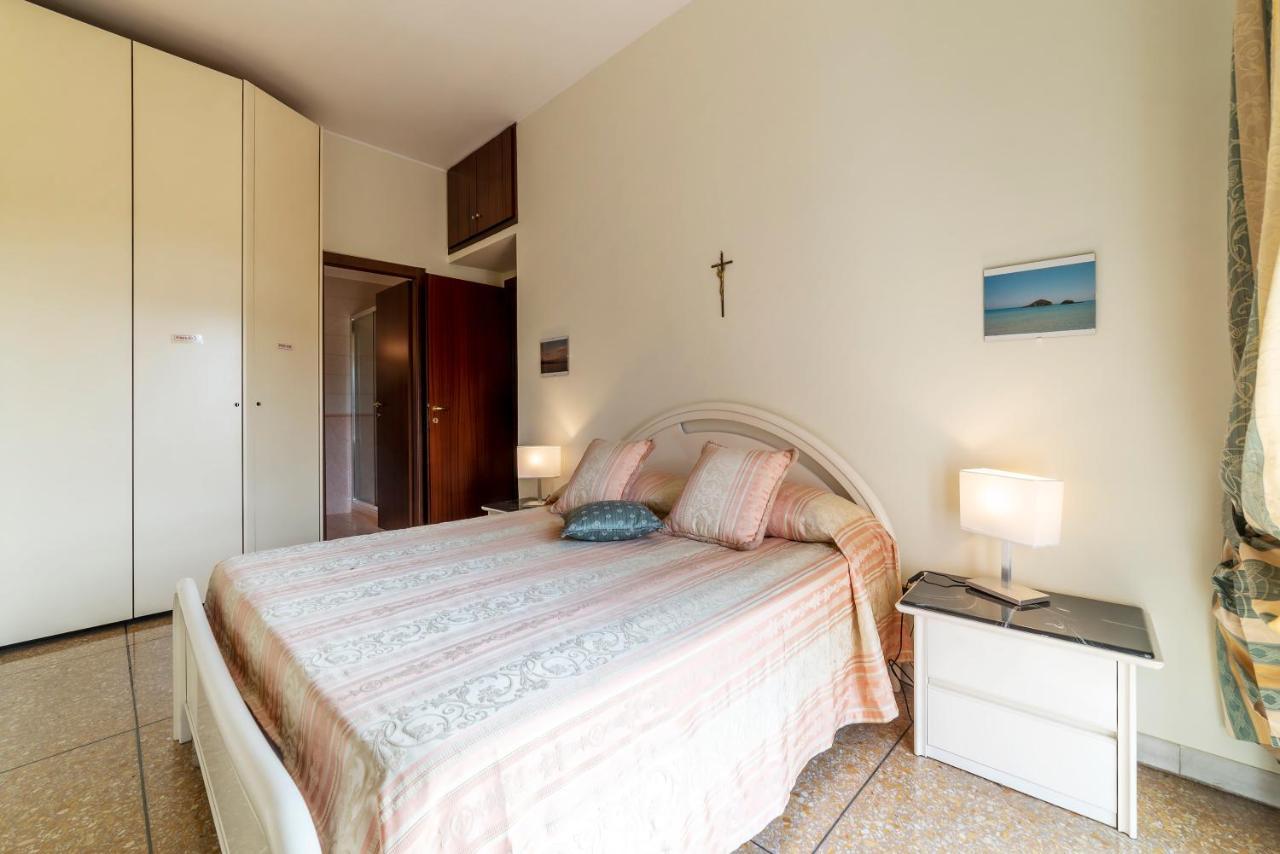 Monteverde Roomy Apartment Sun And Flowers Rome Exterior photo