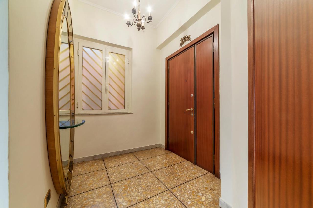 Monteverde Roomy Apartment Sun And Flowers Rome Exterior photo